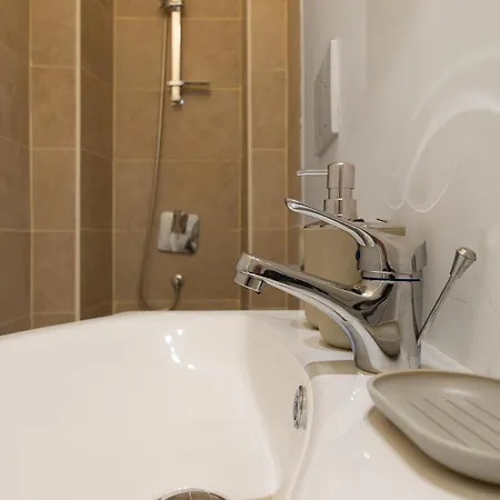 Апартаменты Elegant In Prati, 5 Minutes From The Vatican *